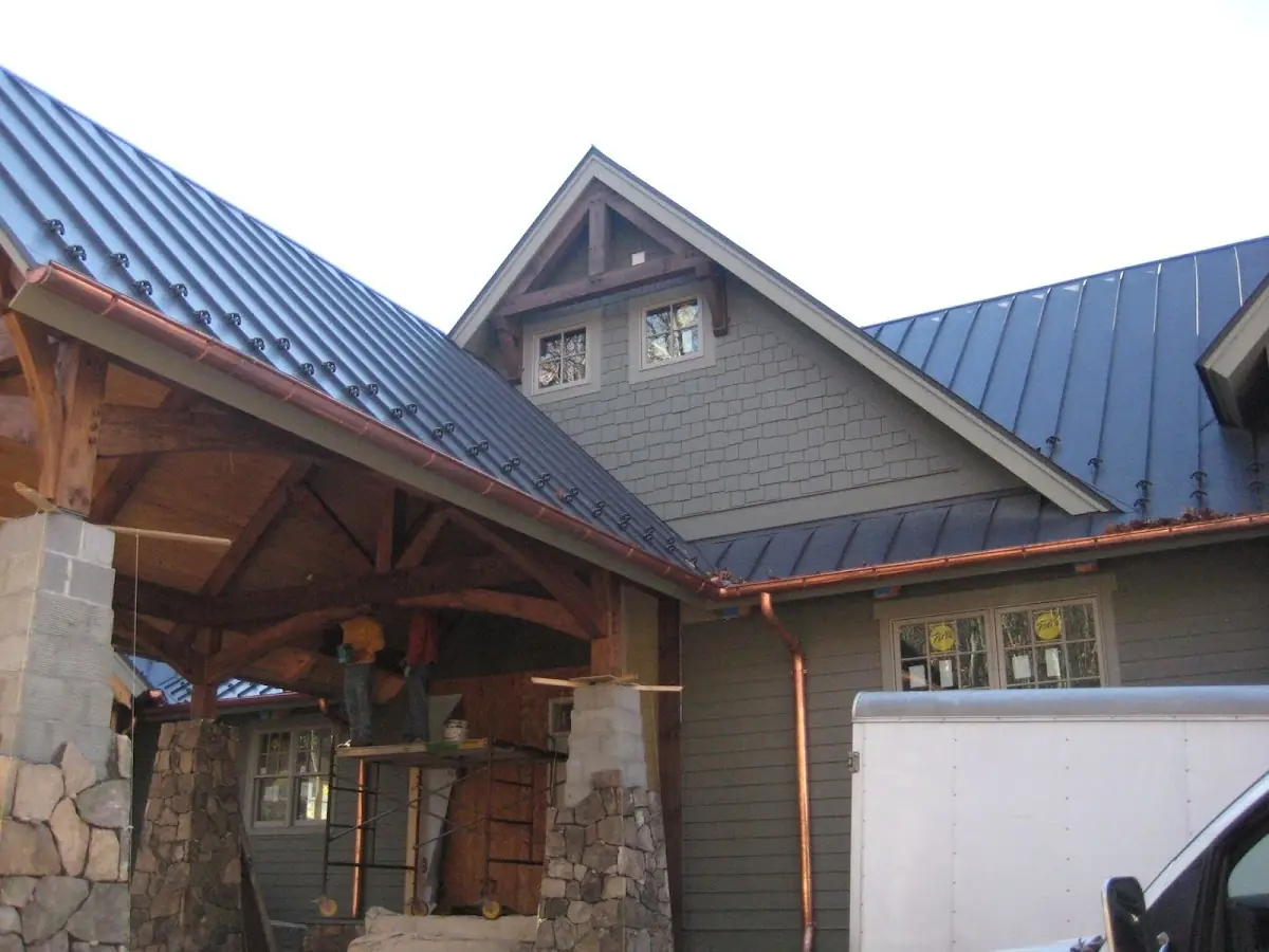 Craftsman Roofing team delivering quality roofing work in Bakersfield